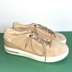 Birkenstock tennis shoe size 39